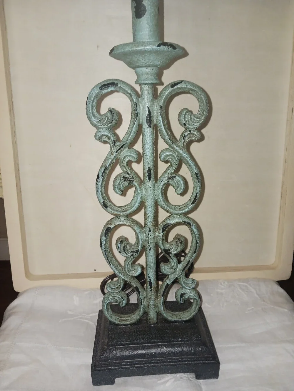 Distressed Green Scrollwork Table Lamp